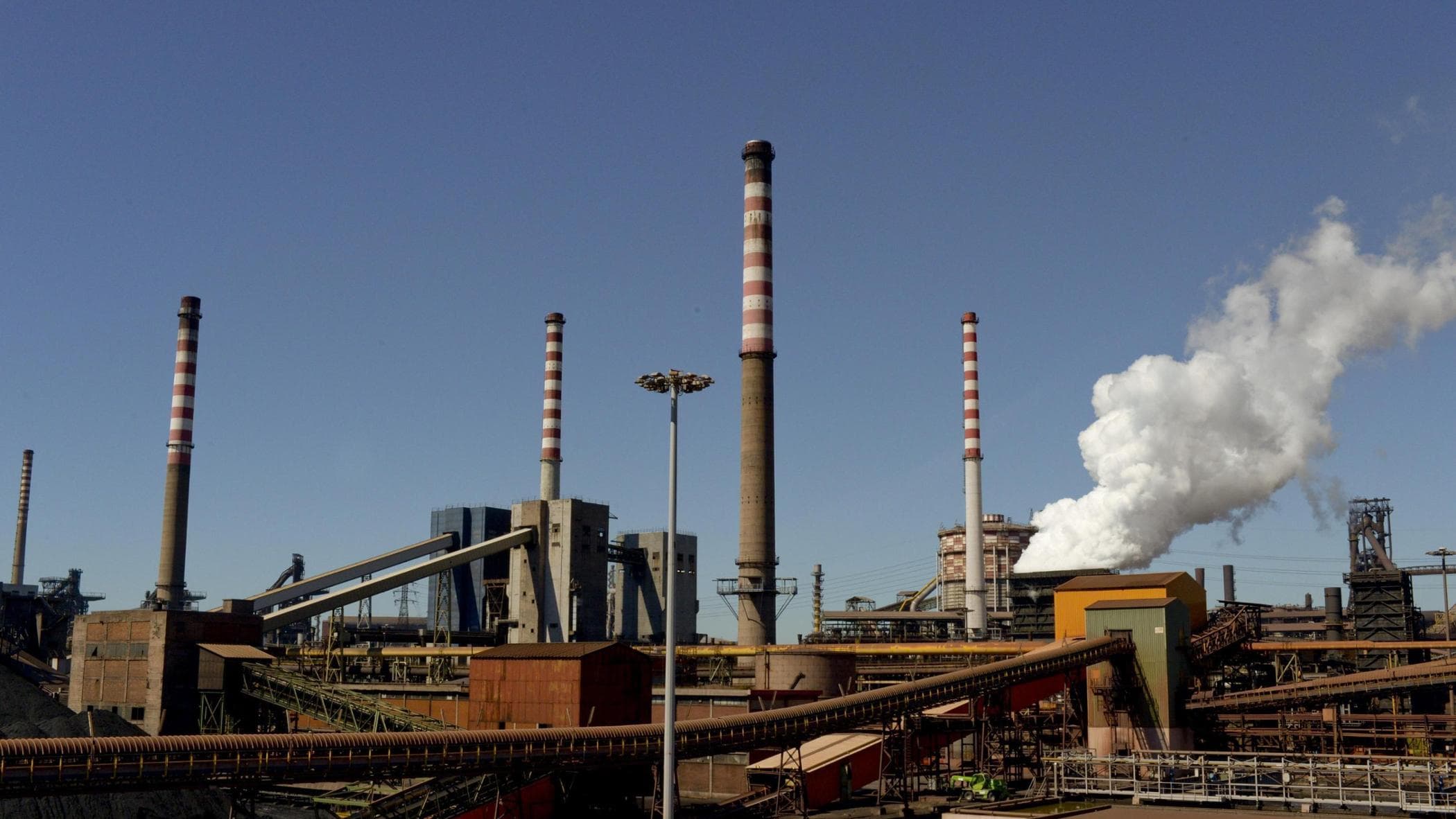 Former Ilva, rift between ArcelorMittal and the government: no capital increase with the state to 66%