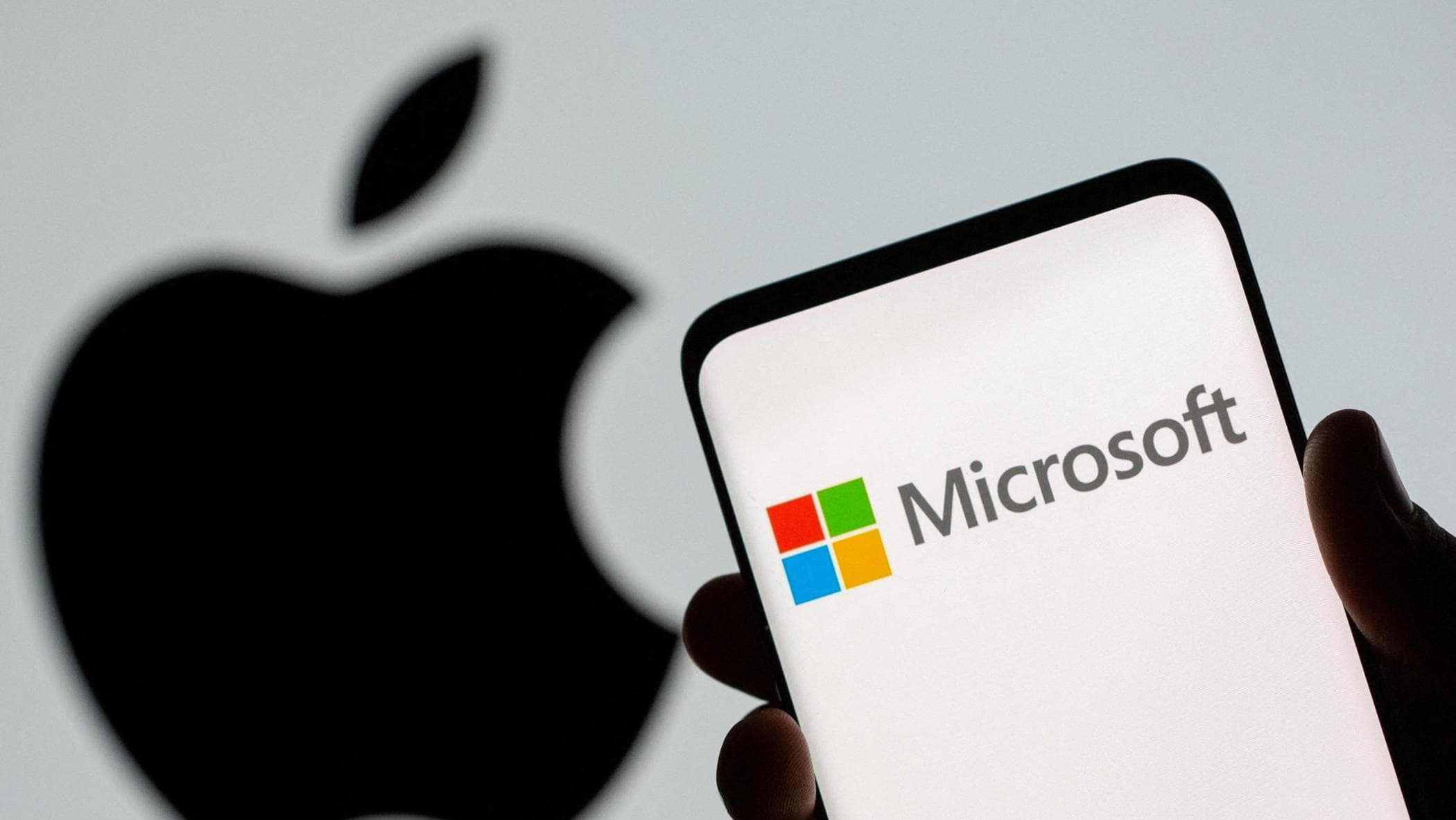 Microsoft beats Apple: the world's most valuable company is back